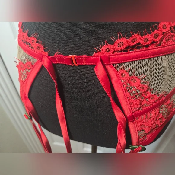 For Love and Lemons Red Lace Roses Garter Lingerie Sexy Valentine's Large Y2K - Picture 5 of 7